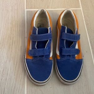 Vans size 4